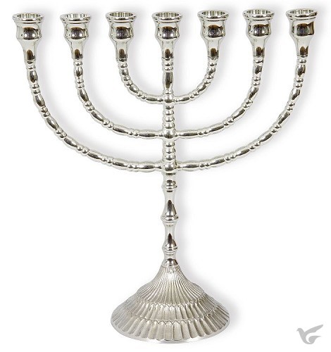 Productafbeelding: voorkant van Menorah 29.5cm zilverkleur