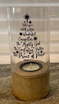 Productafbeelding: voorkant van Pillar Candle For unto us a Child is bor